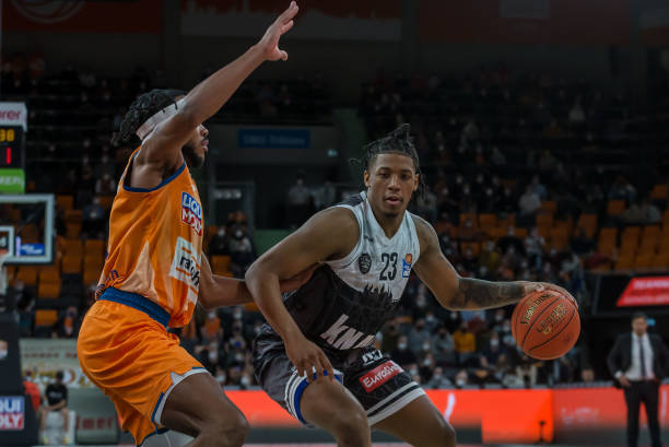 伍的信任与 伍的信任与